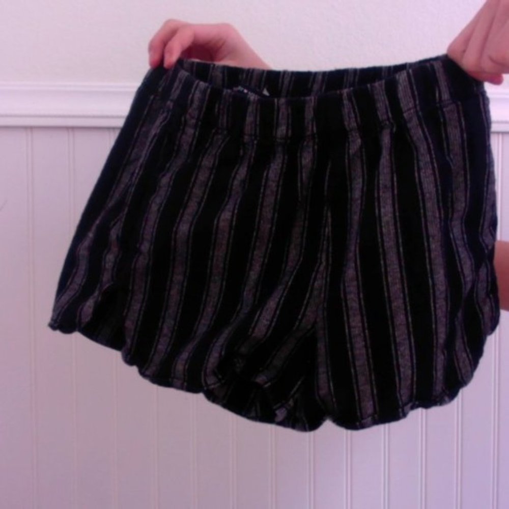 striped shorts
